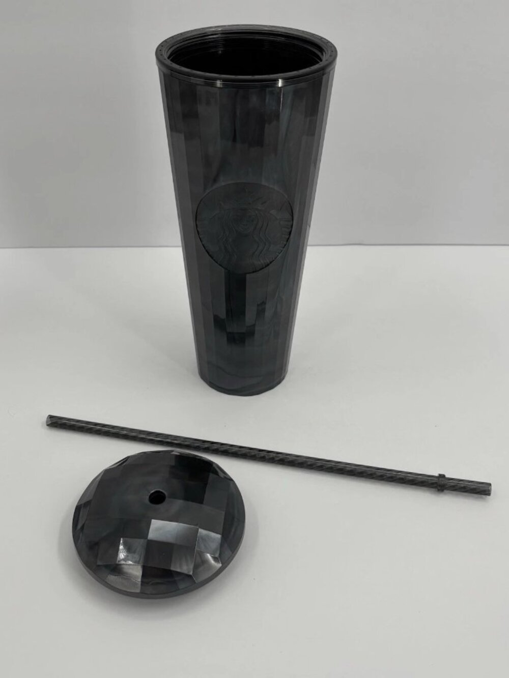 Starbucks Iridescent Cup Black Pearl Marbled Venti 24oz Cold Tumbler Dome Lid